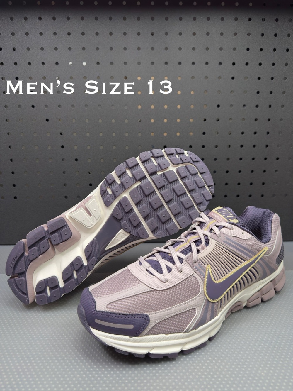 Nike Air Zoom Vomero 5